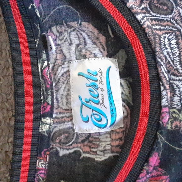 Skull and Roses - Picture 2 of 6